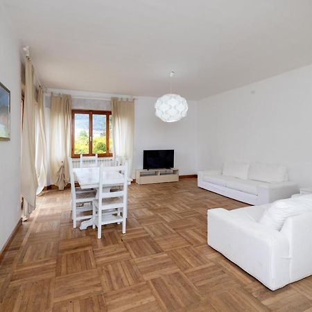 Casa Romeo Appartamento Con Posto Auto Finale Ligure Exteriör bild