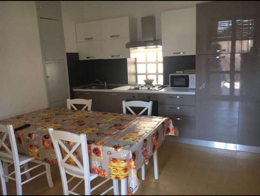 Casa Romeo Appartamento Con Posto Auto Finale Ligure Exteriör bild