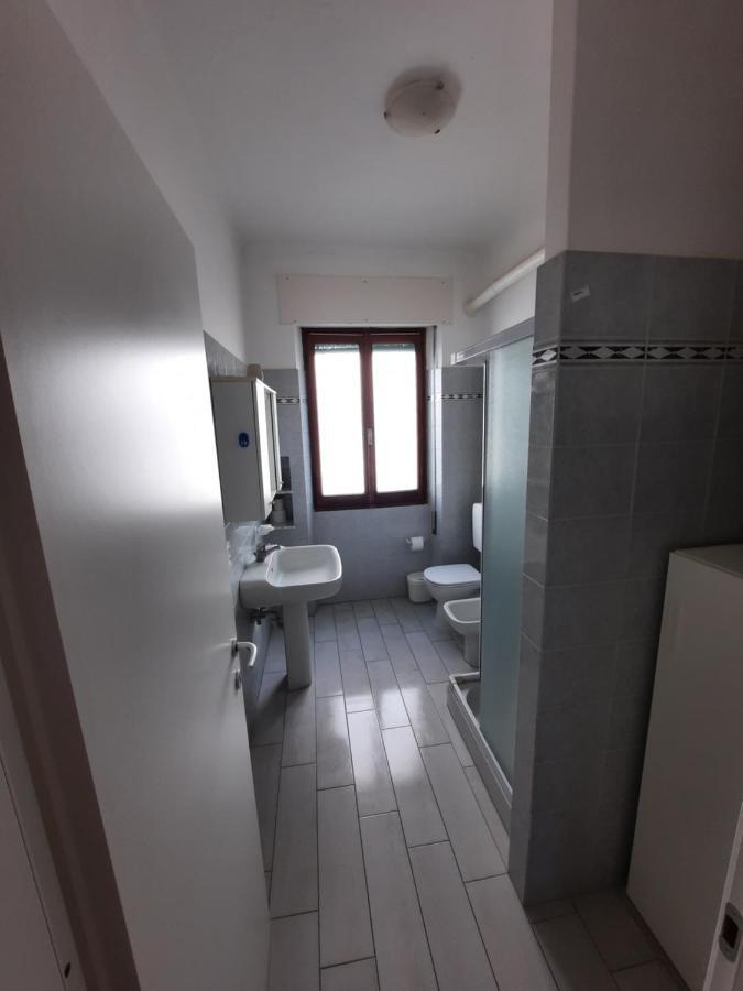 Casa Romeo Appartamento Con Posto Auto Finale Ligure Exteriör bild