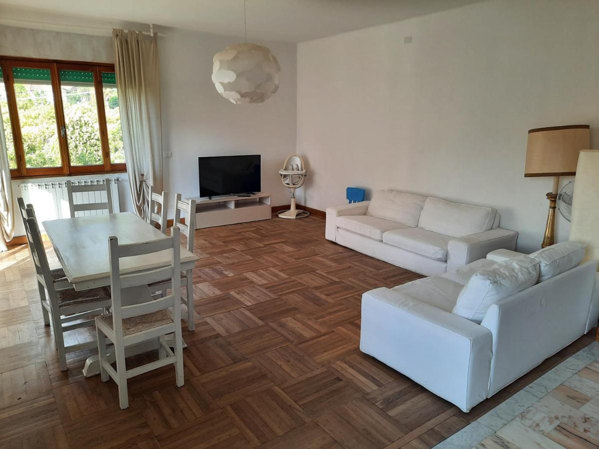 Casa Romeo Appartamento Con Posto Auto Finale Ligure Exteriör bild