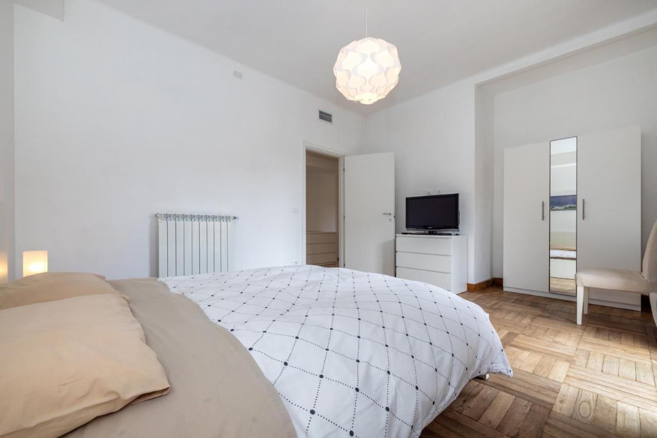 Casa Romeo Appartamento Con Posto Auto Finale Ligure Exteriör bild