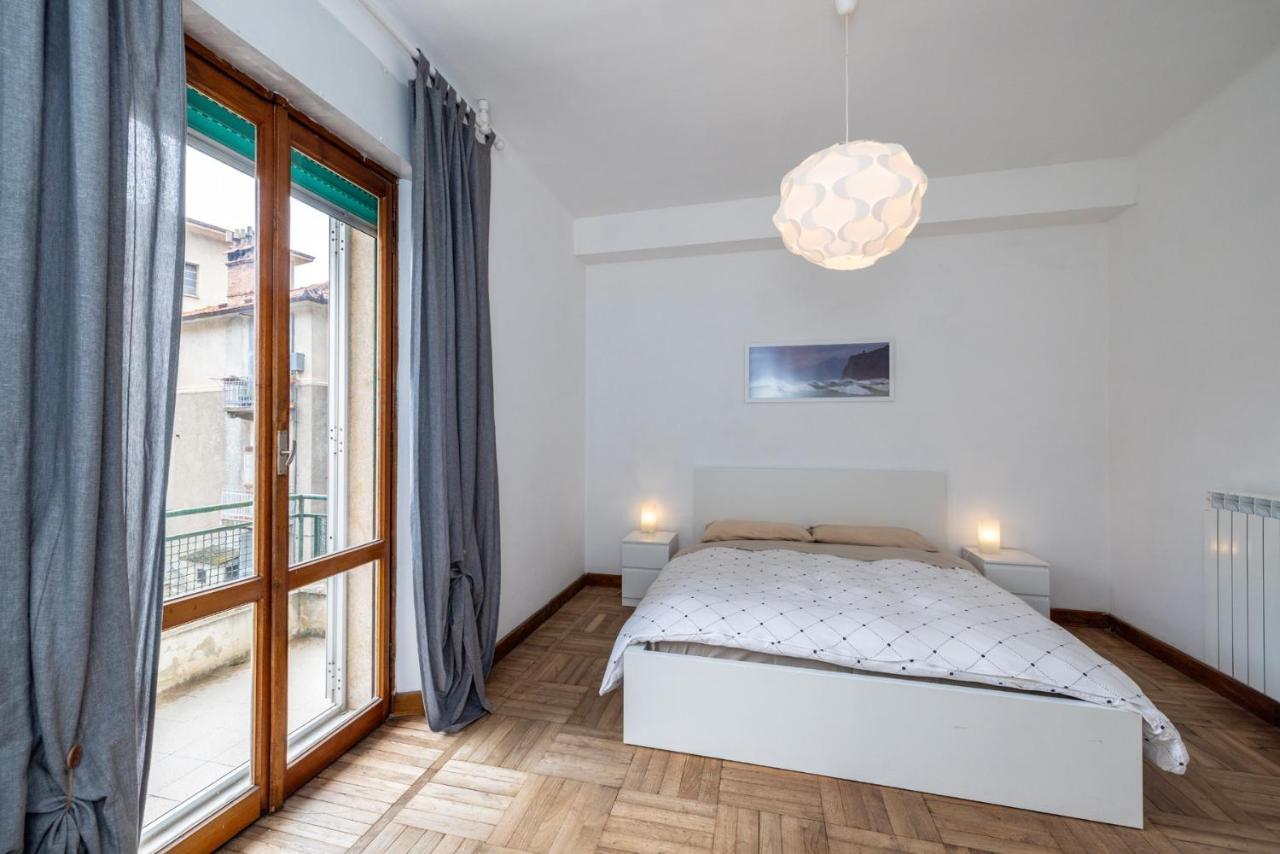 Casa Romeo Appartamento Con Posto Auto Finale Ligure Exteriör bild
