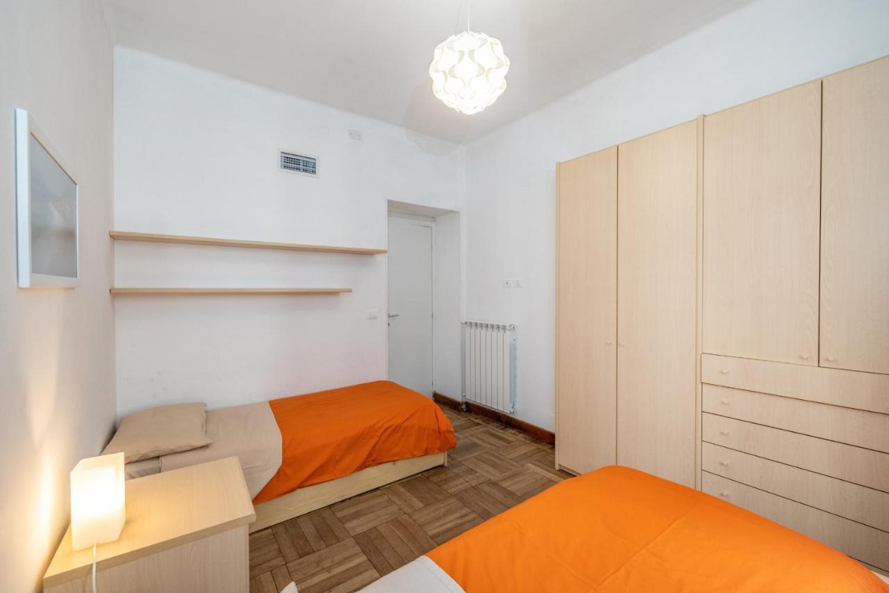 Casa Romeo Appartamento Con Posto Auto Finale Ligure Exteriör bild