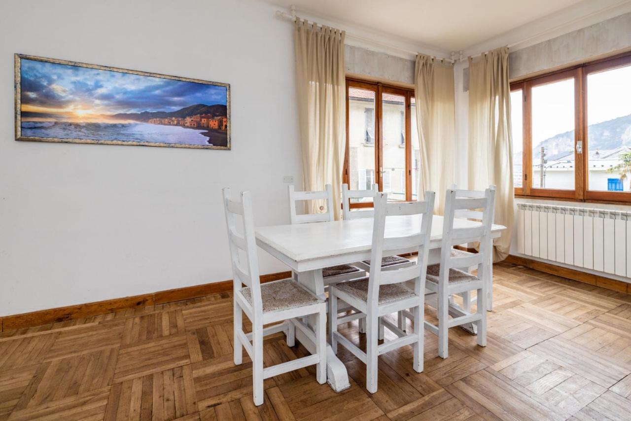 Casa Romeo Appartamento Con Posto Auto Finale Ligure Exteriör bild