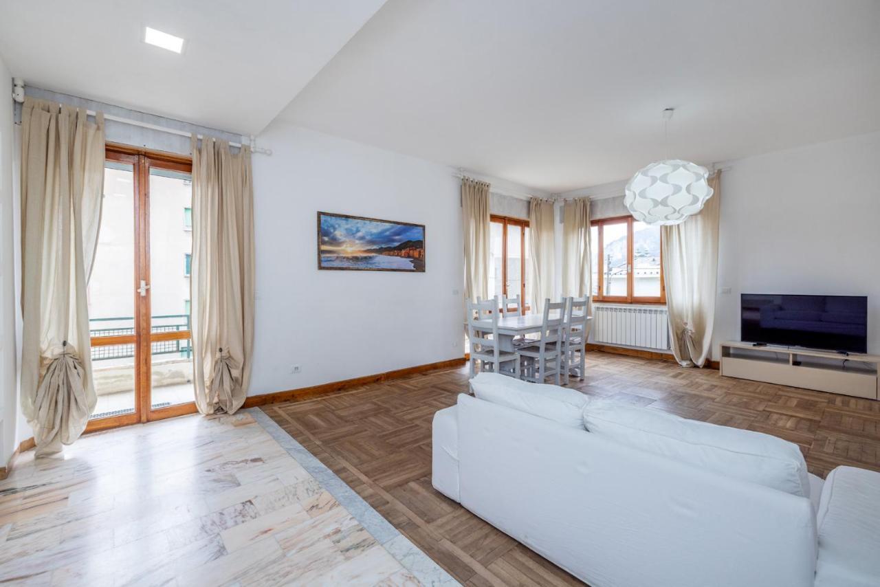 Casa Romeo Appartamento Con Posto Auto Finale Ligure Exteriör bild