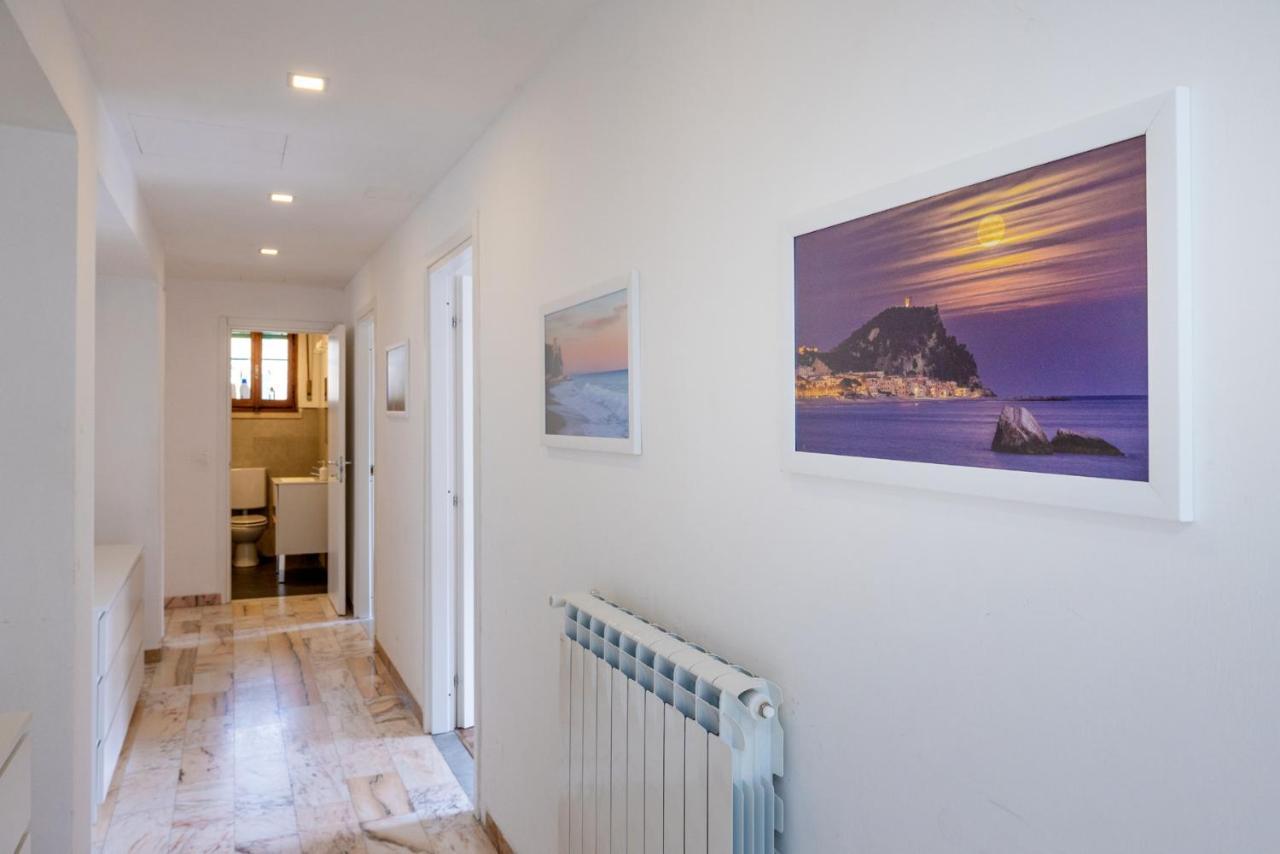 Casa Romeo Appartamento Con Posto Auto Finale Ligure Exteriör bild
