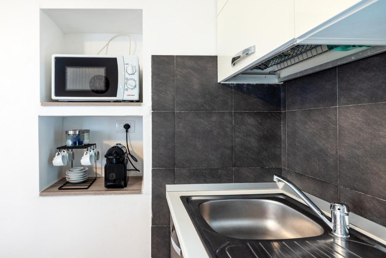 Casa Romeo Appartamento Con Posto Auto Finale Ligure Exteriör bild