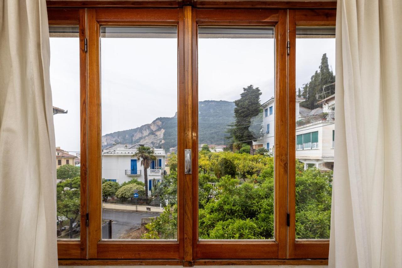 Casa Romeo Appartamento Con Posto Auto Finale Ligure Exteriör bild