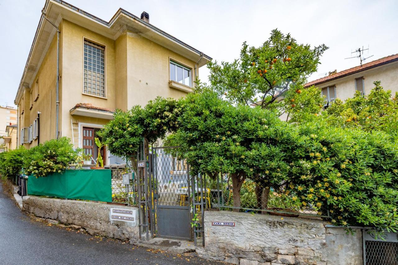 Casa Romeo Appartamento Con Posto Auto Finale Ligure Exteriör bild